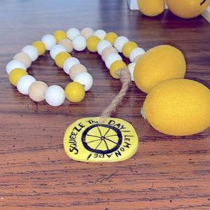 LEMON Farmhouse Beads and  2 lemons